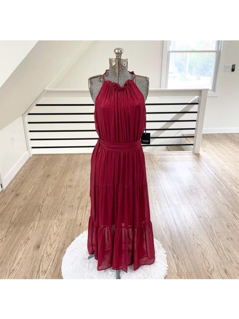 Simply vera Vera Wang sleeveless midi maxi sparkly metallic dress